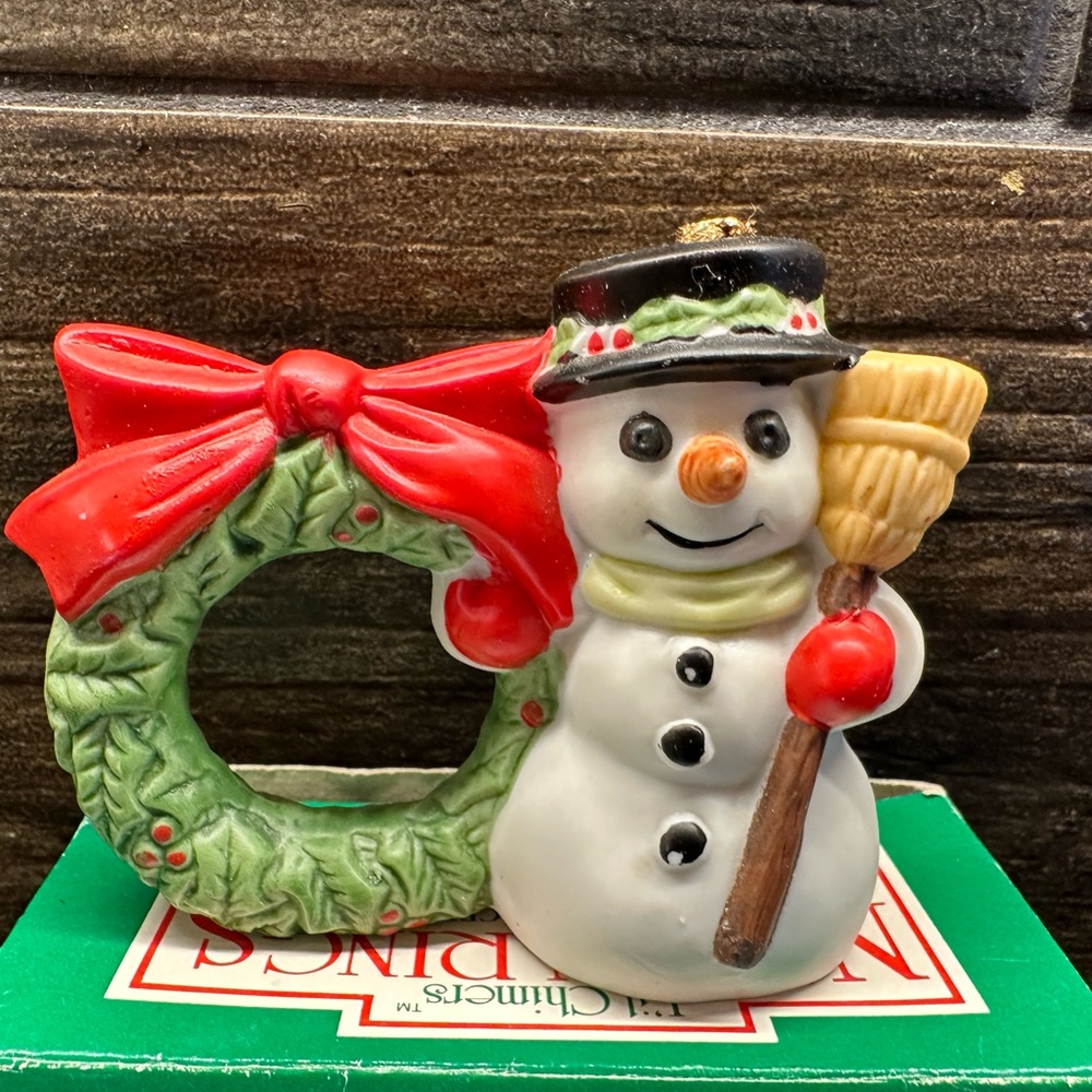 Rare Vintage Bisque Porcelain Snowman ‘Lil Chimmers Napkin‎ Ring